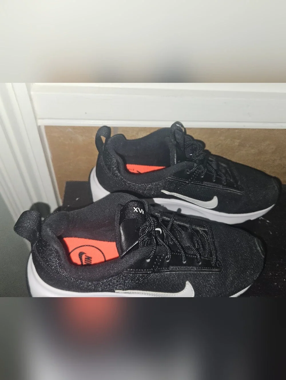 Nike Youth Size 5.5 Like New